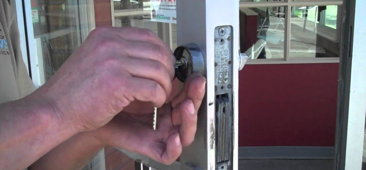 commercial door lock repair Walnut